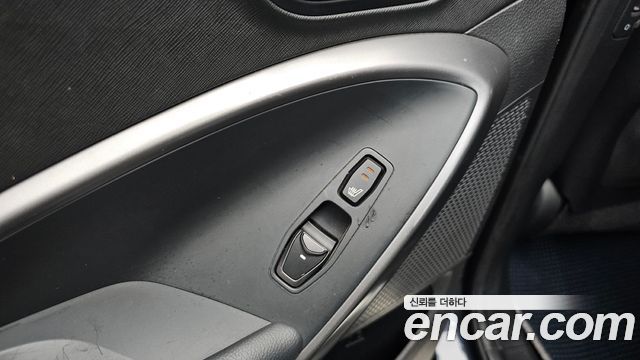 Hyundai Santafe 2013 — photo 28