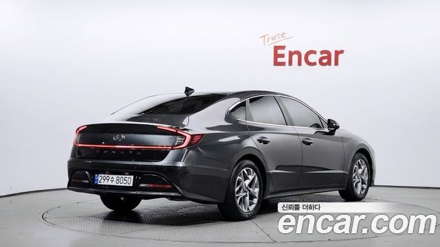 Hyundai Sonata 2022 — photo 2
