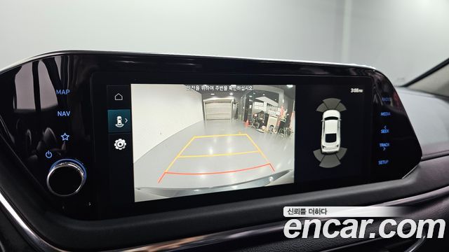 Hyundai Sonata 2022 — photo 14