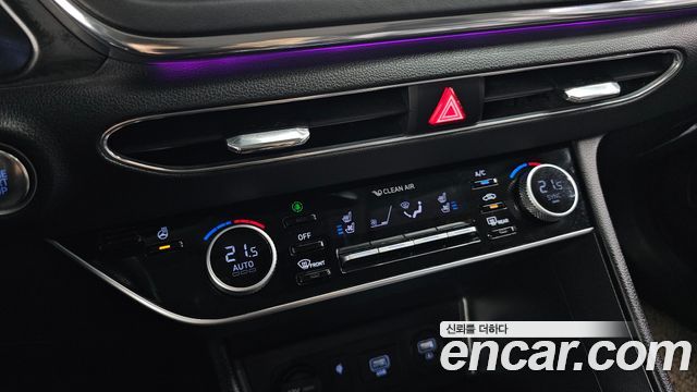 Hyundai Sonata 2022 — photo 16