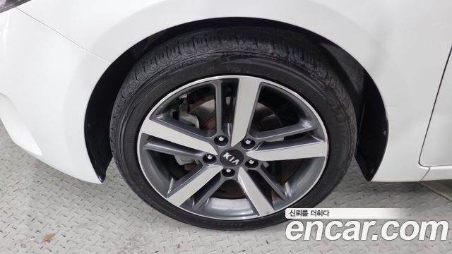 Kia K3 2017 — photo 5
