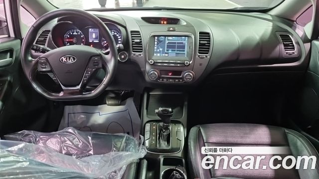 Kia K3 2017 — photo 8
