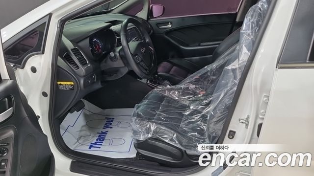 Kia K3 2017 — photo 9
