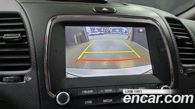 Kia K3 2017 — photo 13