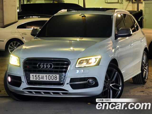 Audi SQ5 2014 — photo 1