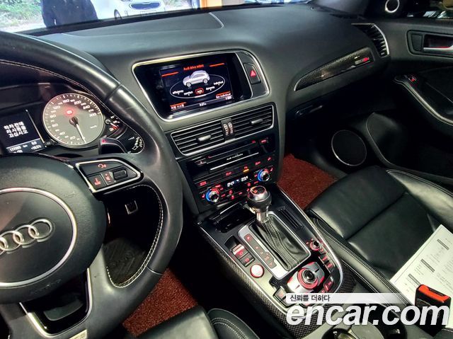 Audi SQ5 2014 — photo 14