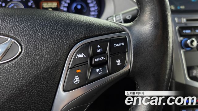 Hyundai Grandeur 2016 — photo 15