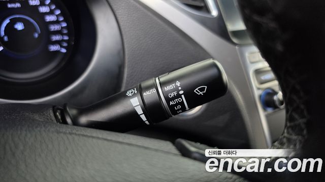 Hyundai Grandeur 2016 — photo 18