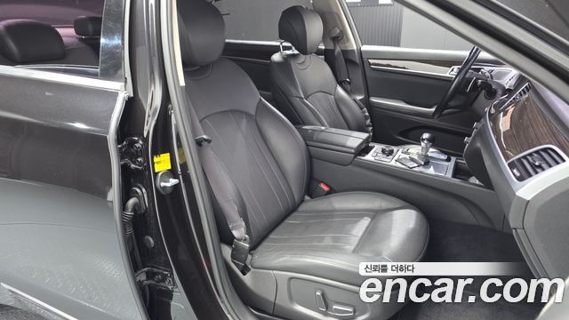 Genesis G80 2018 — photo 16