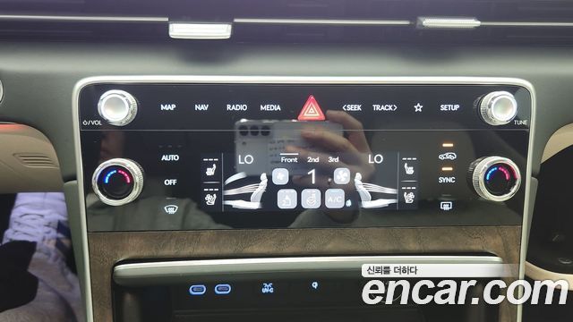 Genesis GV80 2024 — photo 13