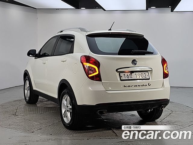 KG Mobility KORANDO 2015 — photo 3