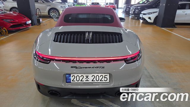 Porsche 911 2023 — photo 4
