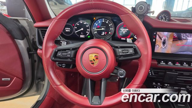Porsche 911 2023 — photo 20