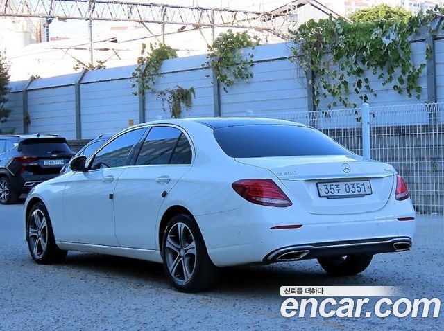 Mercedes-Benz E-Class 2017 — photo 3