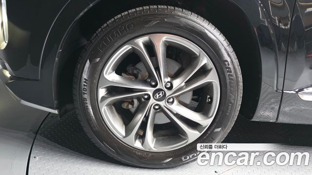 Hyundai Santafe 2019 — photo 5