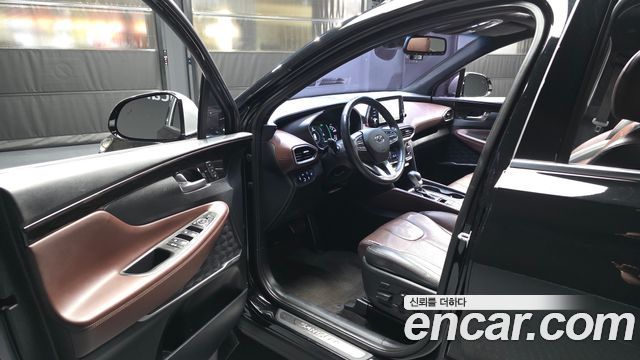Hyundai Santafe 2019 — photo 13