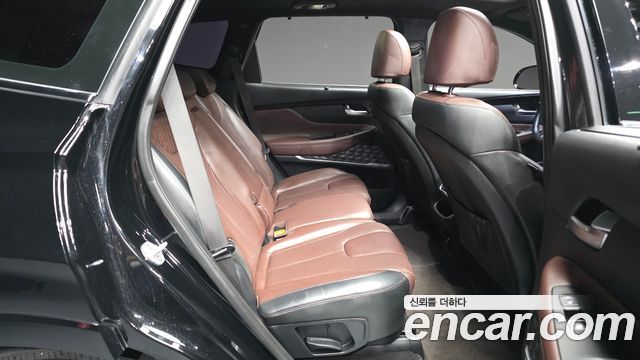Hyundai Santafe 2019 — photo 18