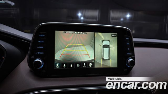 Hyundai Santafe 2019 — photo 21