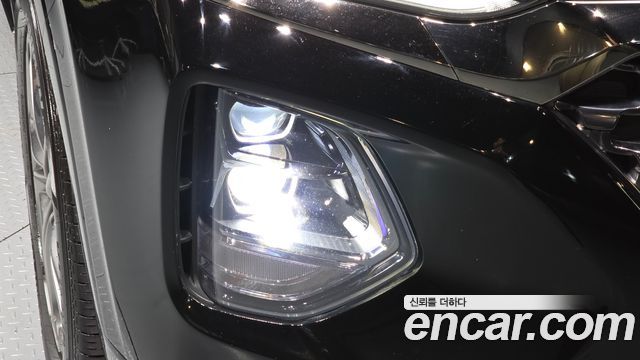 Hyundai Santafe 2019 — photo 8