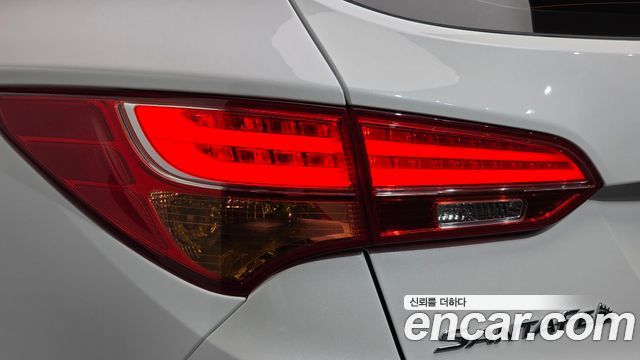 Hyundai Santafe 2015 — photo 9