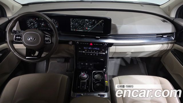 Kia Canival 2021 — photo 10