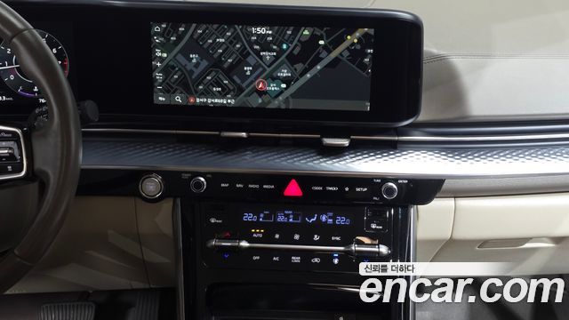 Kia Canival 2021 — photo 26