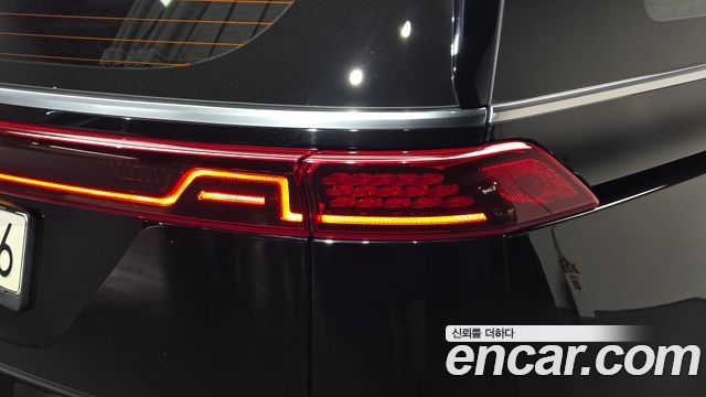 Kia Canival 2021 — photo 9