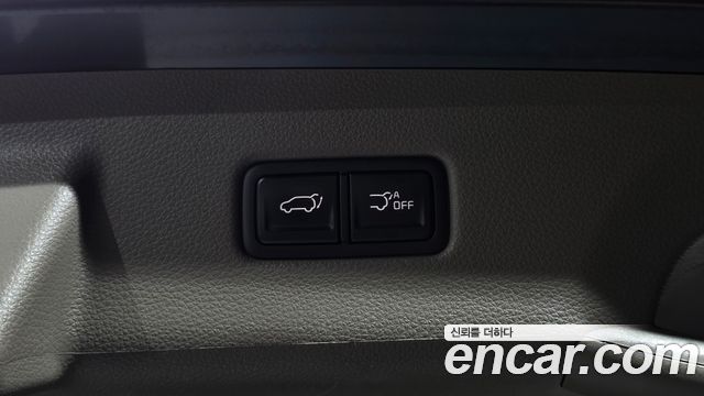 Kia Canival 2021 — photo 39