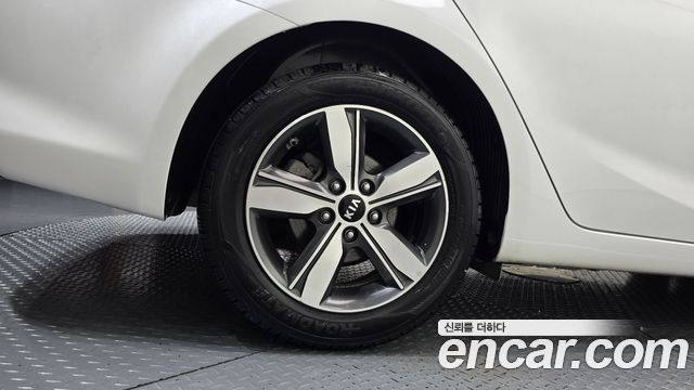 Kia K3 2018 — photo 5