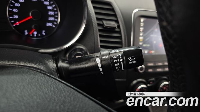Kia K3 2018 — photo 25