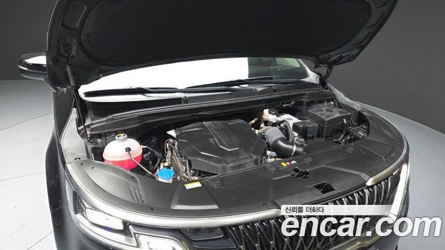 Kia Canival 2023 — photo 6