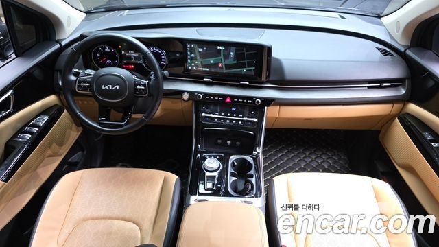 Kia Canival 2023 — photo 7