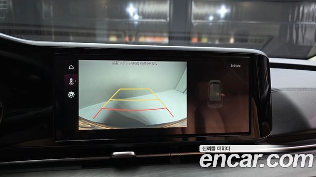 Kia Canival 2023 — photo 14