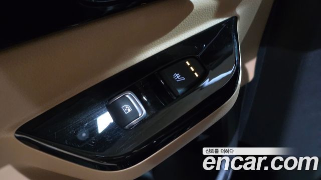 Kia Canival 2023 — photo 18
