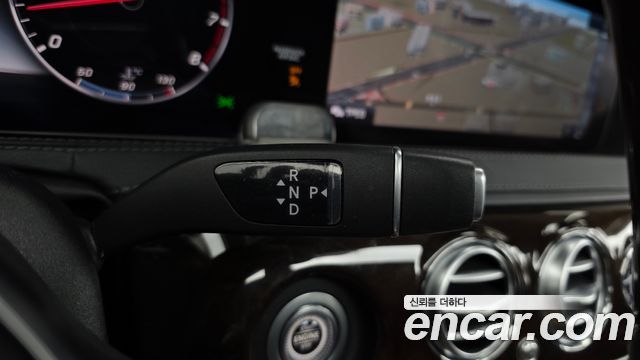 Mercedes-Benz S-Class 2019 — photo 9