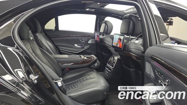 Mercedes-Benz S-Class 2019 — photo 12