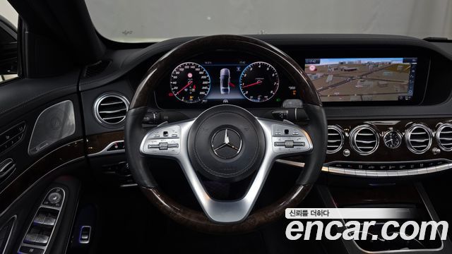 Mercedes-Benz S-Class 2019 — photo 13
