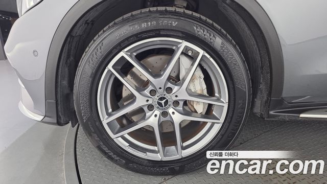 Mercedes-Benz GLC-Class 2018 — photo 5