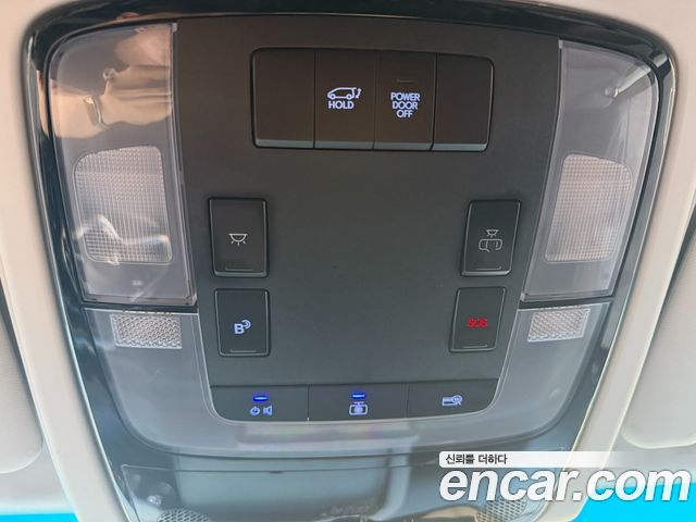 Hyundai Staria 2022 — photo 15