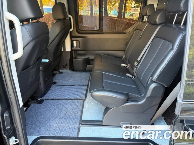 Hyundai Staria 2022 — photo 18