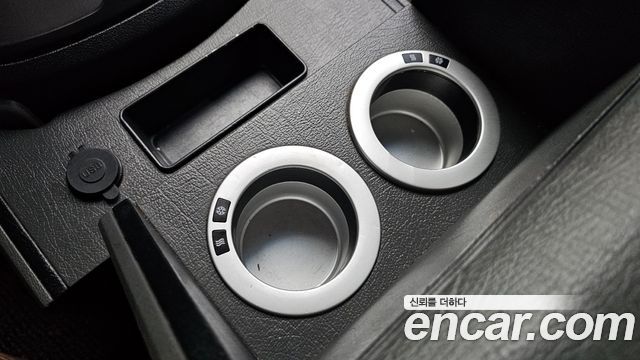 Hyundai Starex 2018 — photo 24