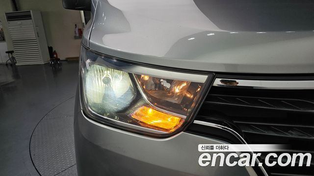 Hyundai Starex 2018 — photo 8