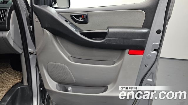 Hyundai Starex 2018 — photo 14