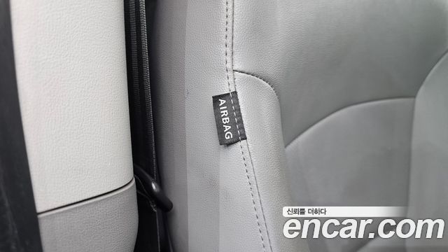 Hyundai Starex 2018 — photo 30