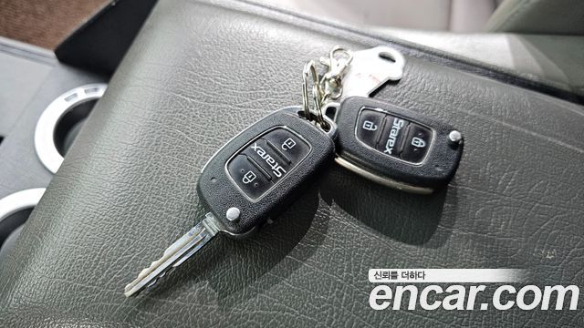 Hyundai Starex 2018 — photo 31