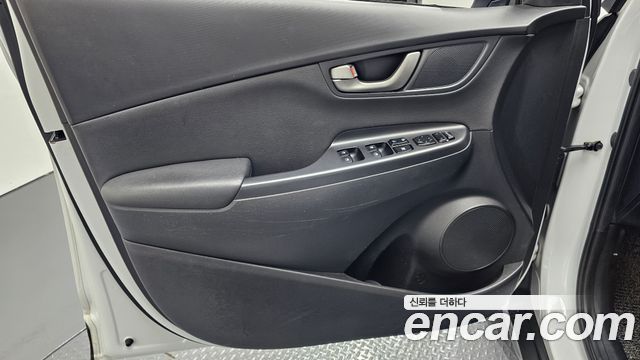 Hyundai Kona 2018 — photo 14