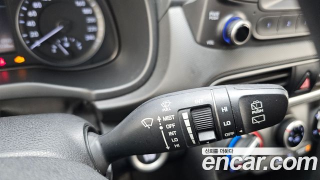 Hyundai Kona 2018 — photo 28