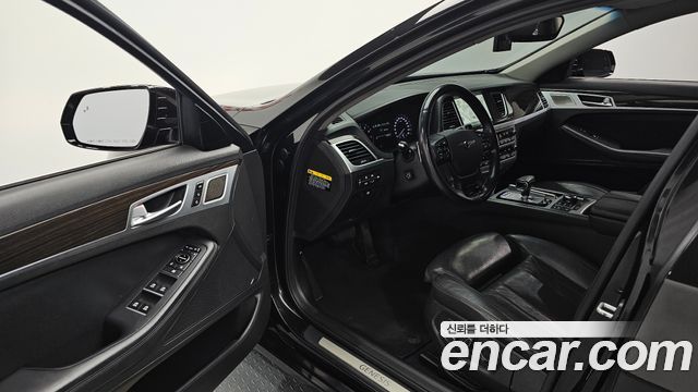 Genesis G80 2018 — photo 17
