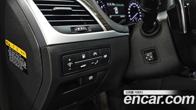 Genesis G80 2018 — photo 24