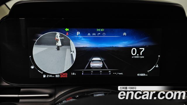 Kia Canival 2023 — photo 11